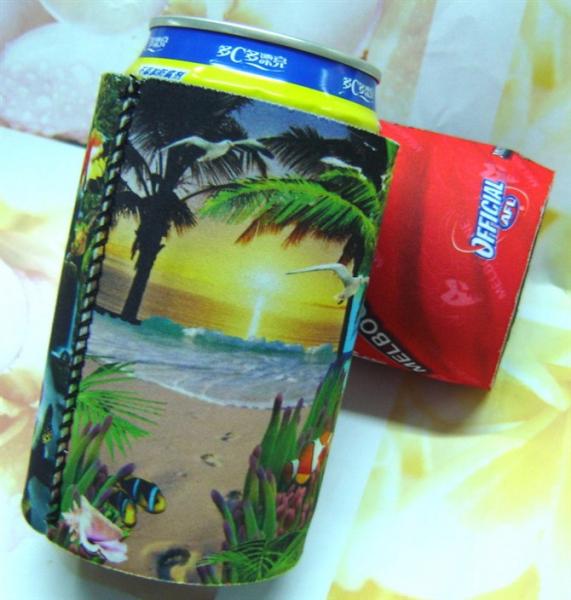 neoprene can chiller with heat transferring huggies / cool neoprene can koozie