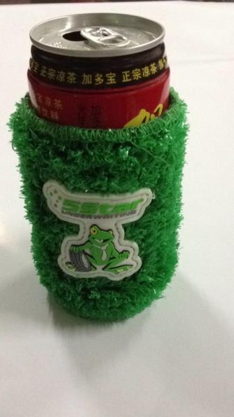 Debossed cutom logo koozie/Turf stubby holder with embossed PVC logo/Artifical