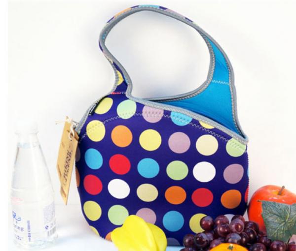 Eco-friendly rectangle neoprene picnic lunch box with shoulder stap for food